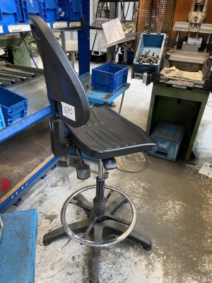 5 Arbeitsdrehstühle